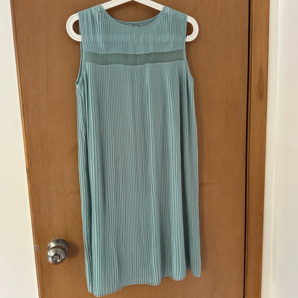 Elegant Teal Sleeveless Shiffon Dress